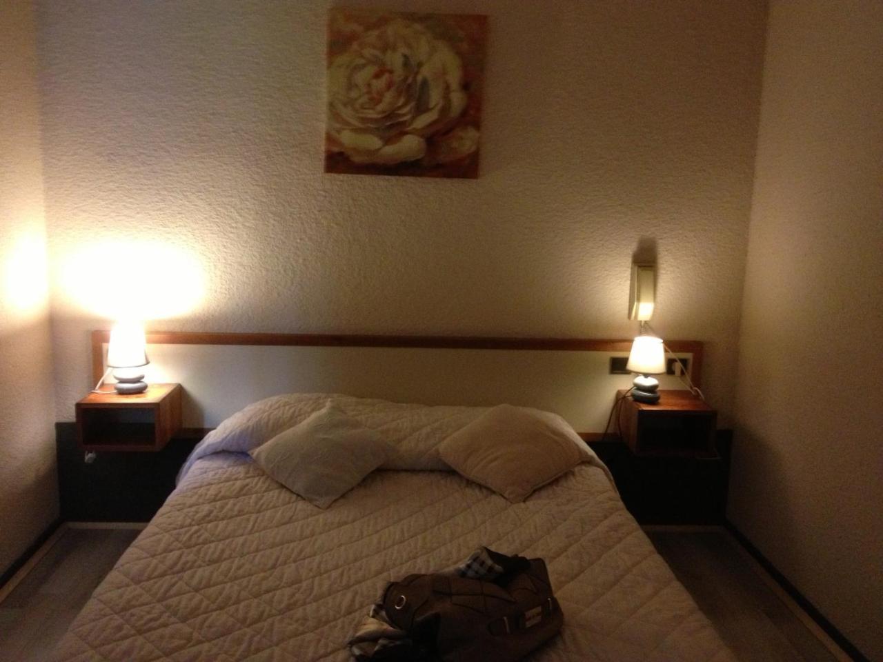 Hotel Cartusia Sarcenas Buitenkant foto
